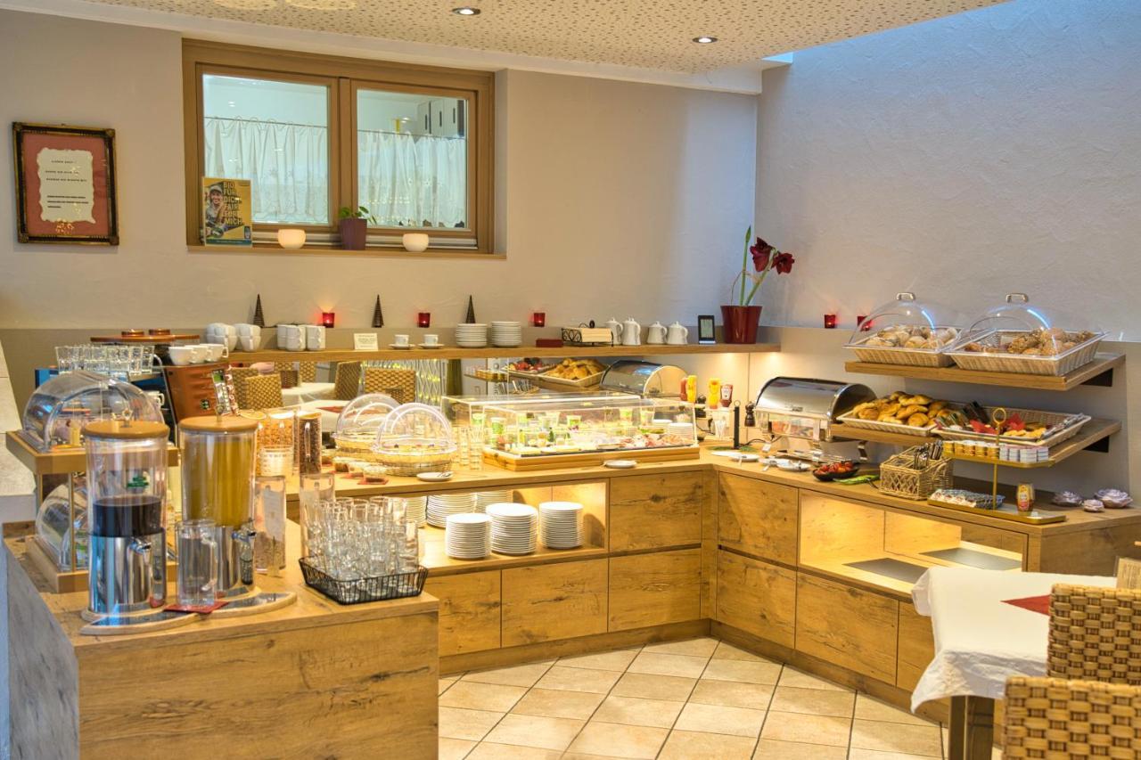 Arndt Hotel Garni Руст Экстерьер фото